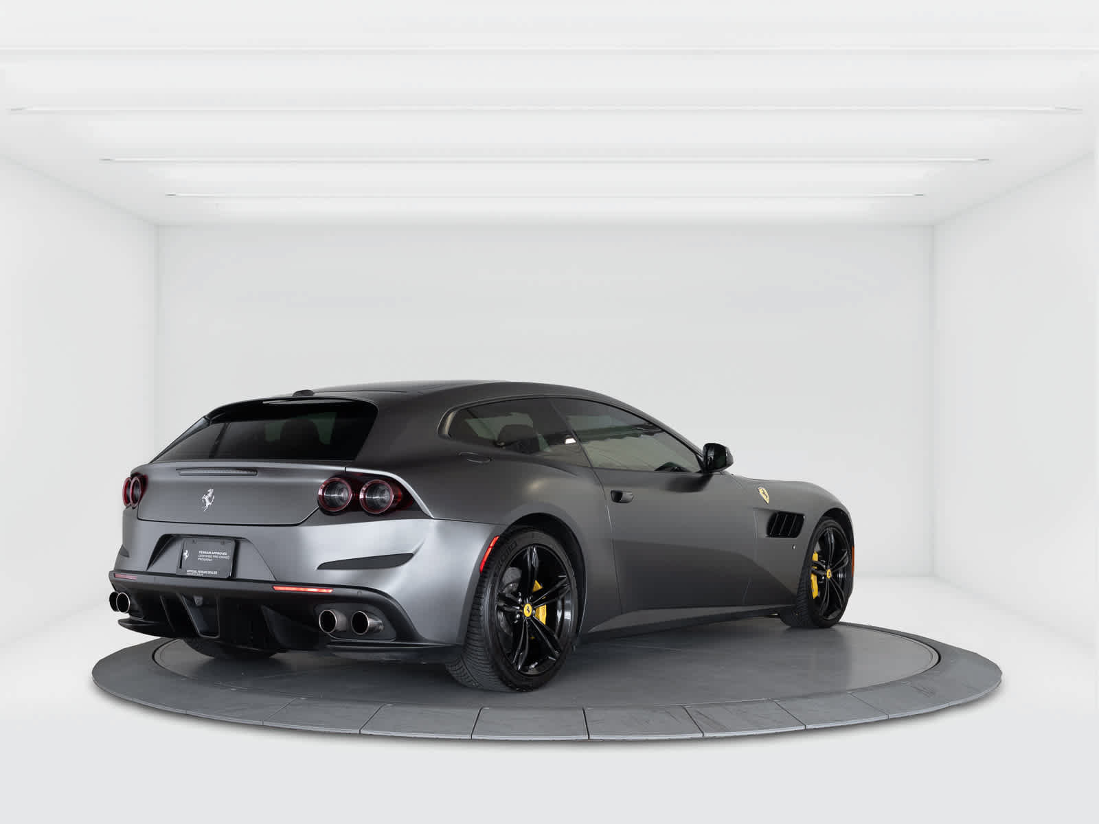 Certified 2018 Ferrari GTC4Lusso AWD/4WD image 5