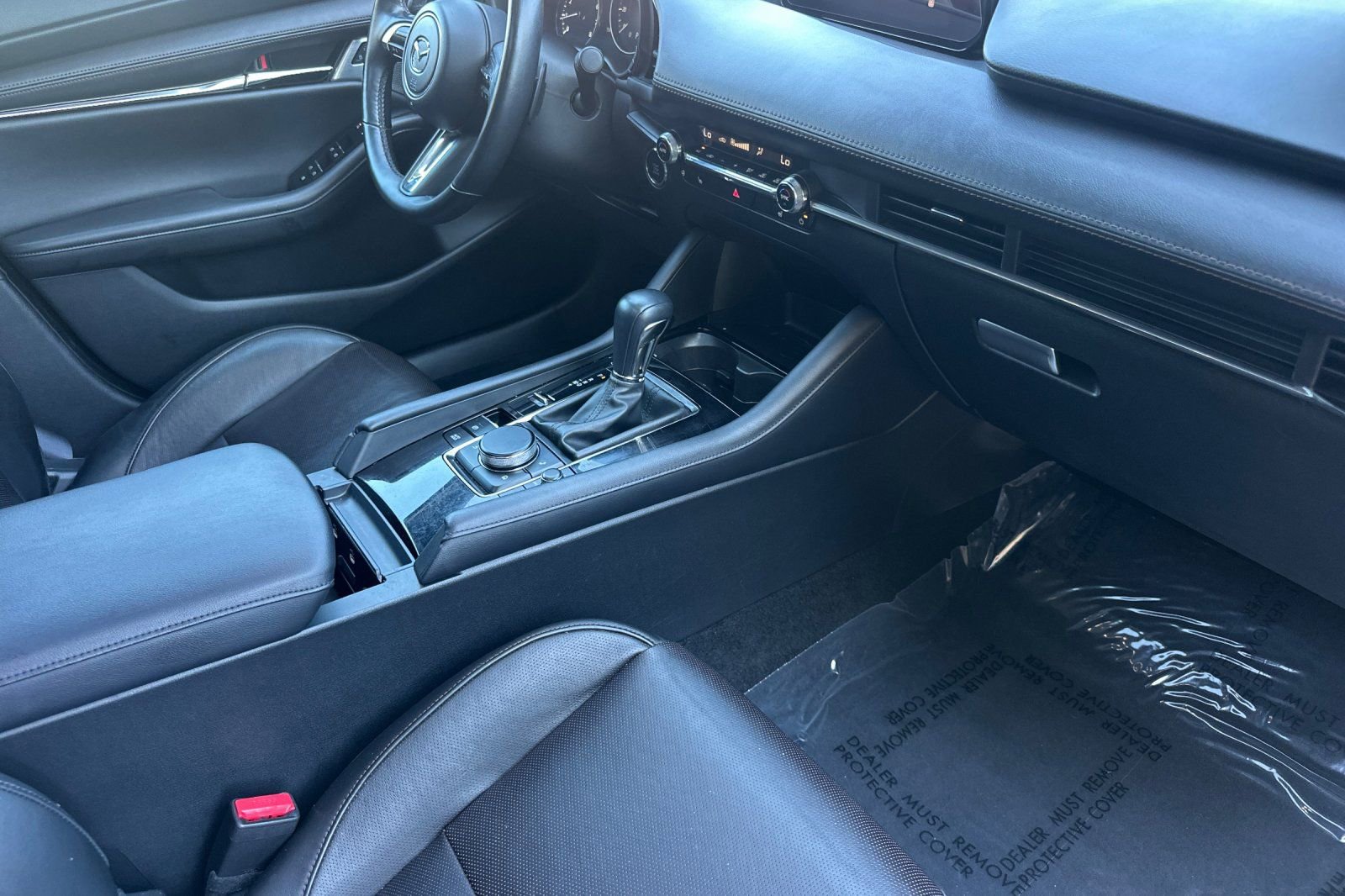 Used 2024 MAZDA MAZDA3 Hatchback w/Premium Plus Pkg image 16