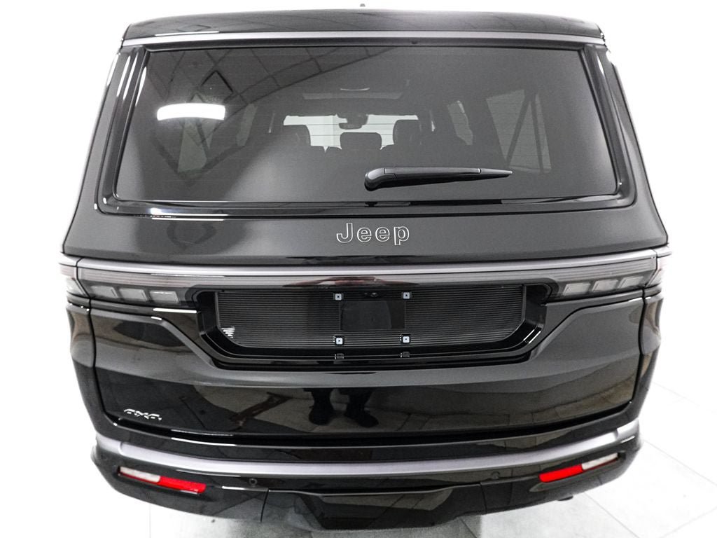 New 2026 Jeep Grand Wagoneer L Limited w/ Premium Group II AWD/4WD image 6