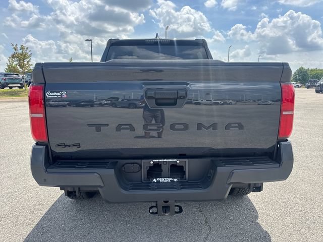Used 2024 Toyota Tacoma TRD Off-Road AWD/4WD image 5