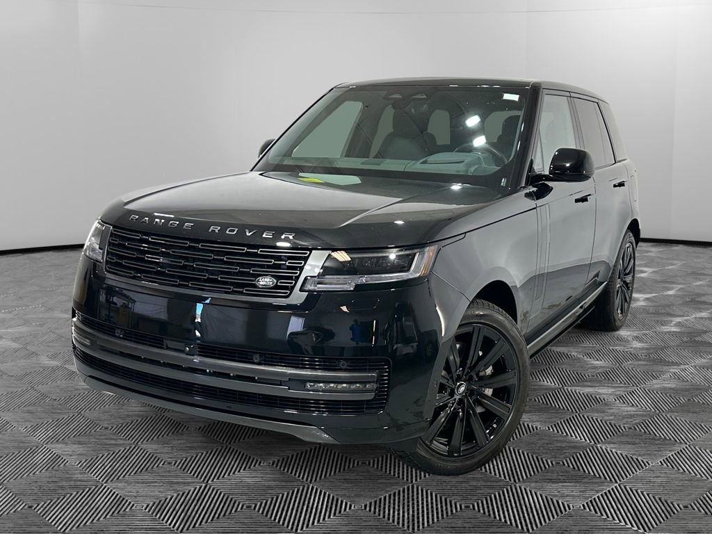 Used 2025 Land Rover Range Rover SE image 1