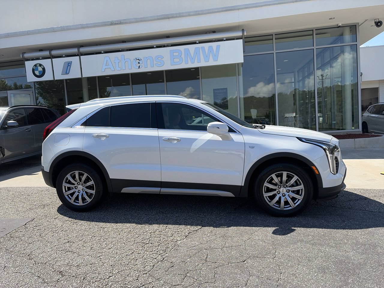 Used 2021 Cadillac XT4 Premium Luxury FWD image 9
