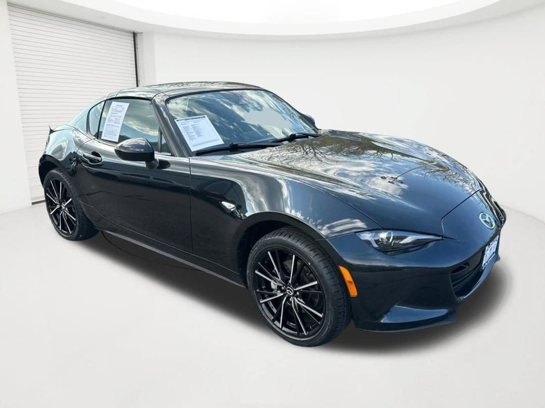 Used 2025 MAZDA MX-5 Miata RF Grand Touring RWD image 3