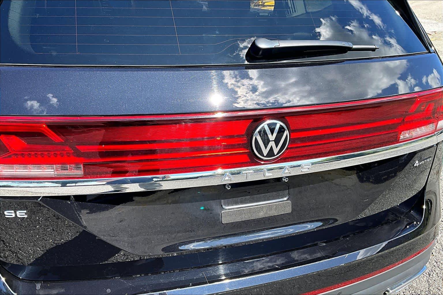 Used 2026 Volkswagen Atlas SE AWD/4WD image 10