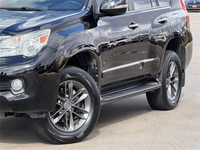 Used 2013 Lexus GX 460 image 3