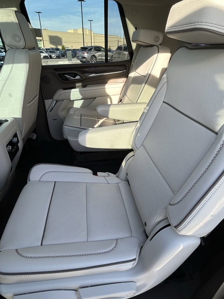 Used 2023 GMC Yukon Denali w/ Max Trailering Package image 14