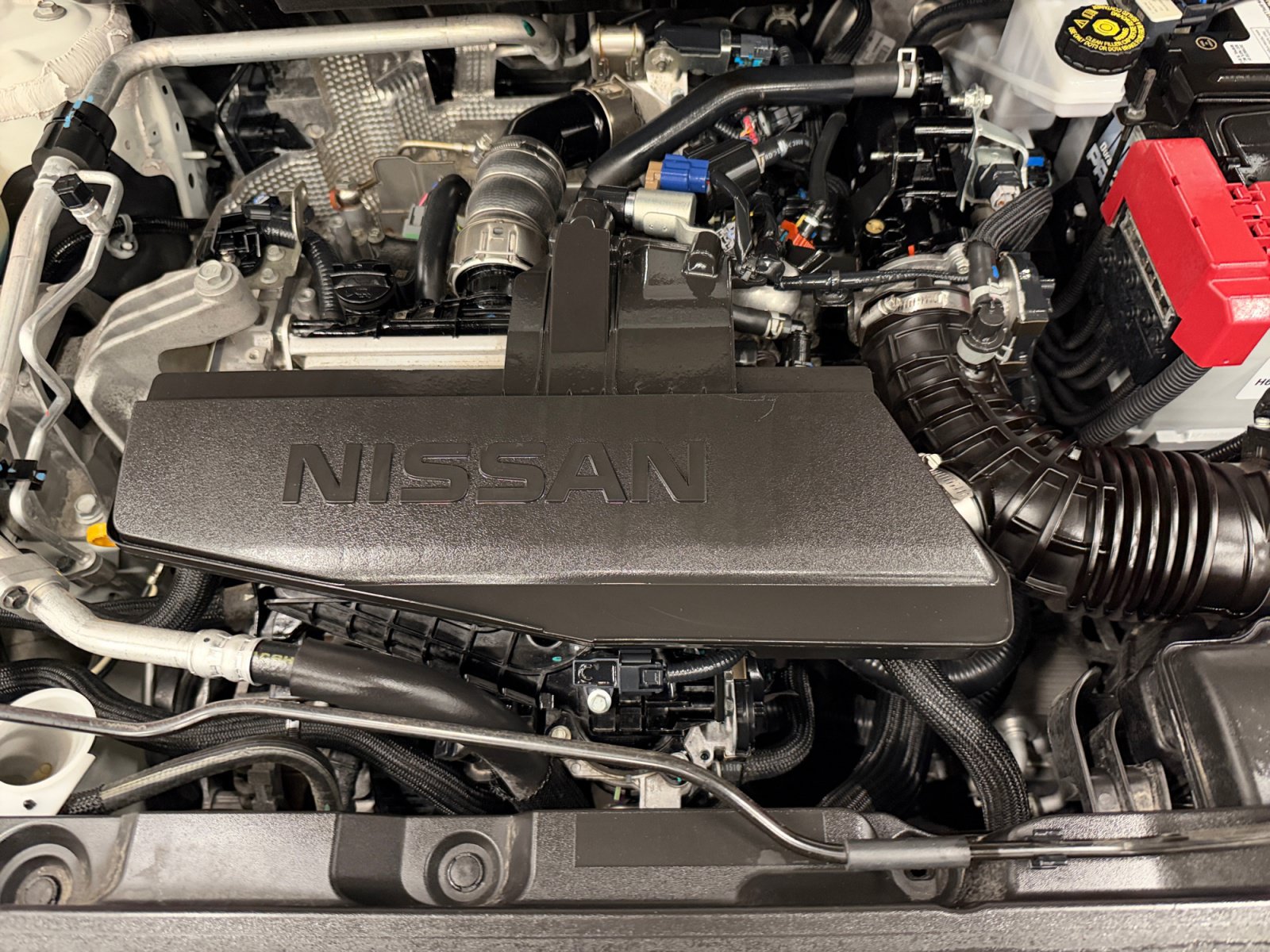 Used 2024 Nissan Rogue S FWD image 28