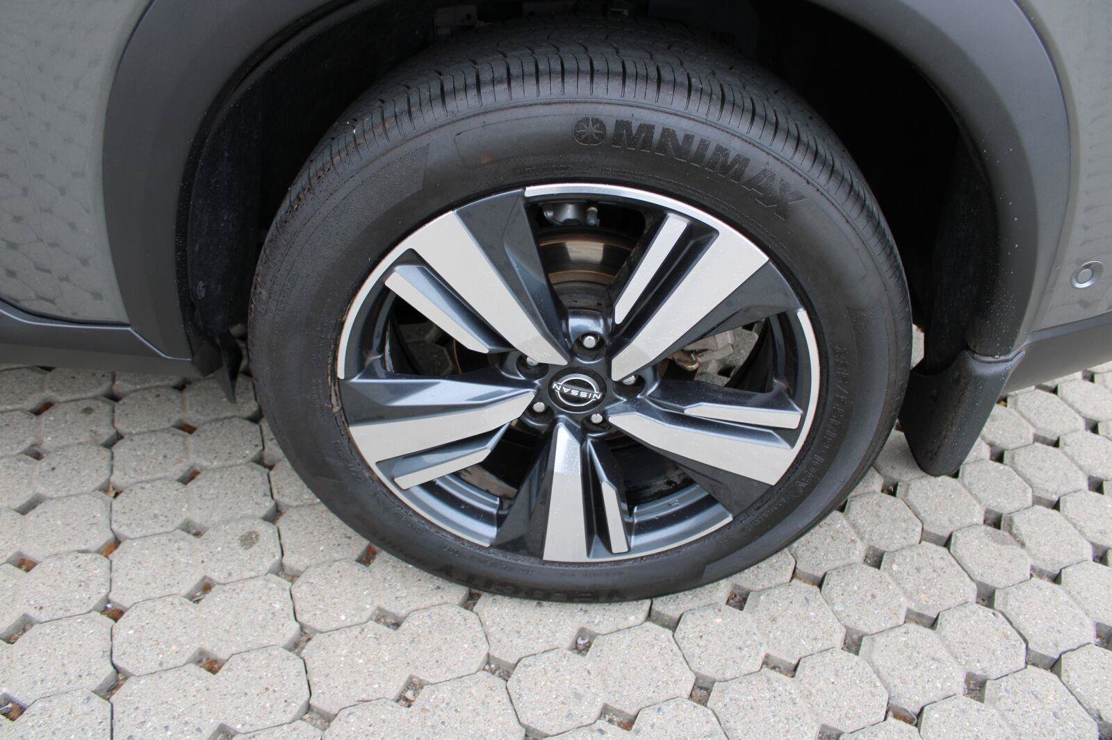 Used 2023 Nissan Rogue SL w/ SL Premium Package FWD image 15
