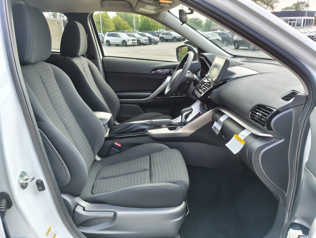 New 2026 Mitsubishi Eclipse Cross LE AWD/4WD image 10