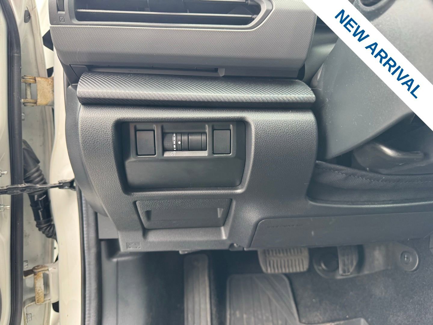 Used 2024 Subaru Crosstrek 2.5i Limited w/ Crosstrek Mirror Package image 19