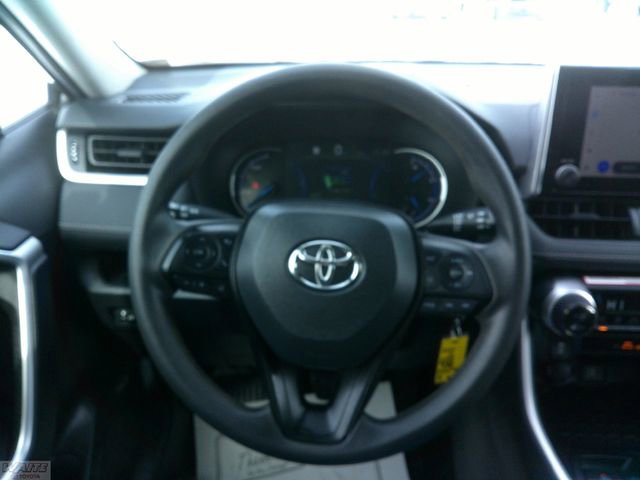 Used 2024 Toyota RAV4 LE image 12