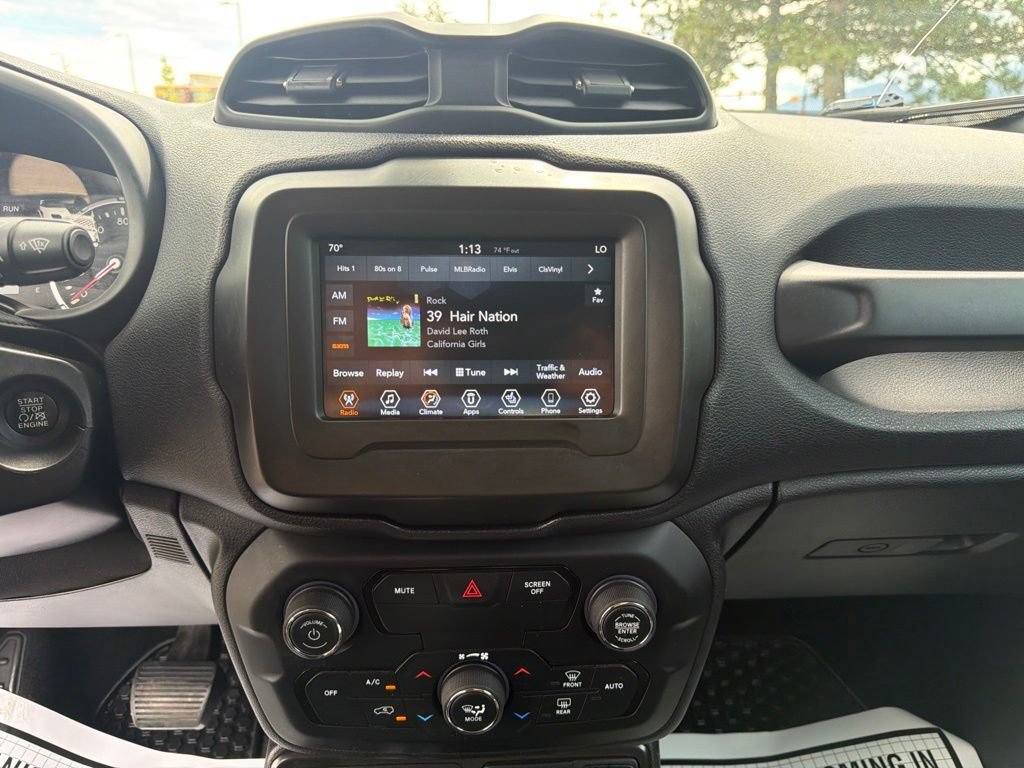Used 2020 Jeep Renegade Latitude w/ Popular Equipment Group AWD/4WD image 31