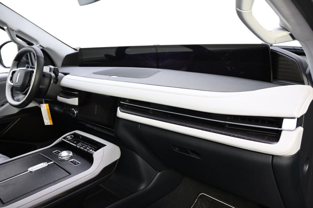 New 2026 Lincoln Navigator Black Label image 15