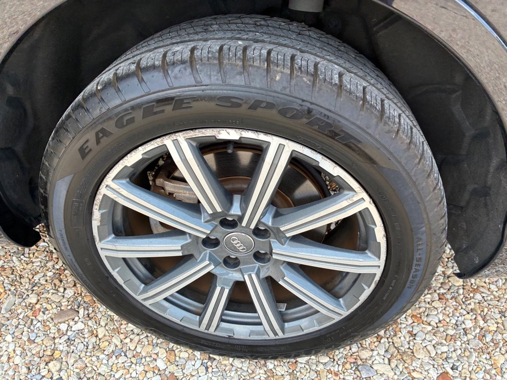 Used 2018 Audi Q7 3.0T Prestige image 33