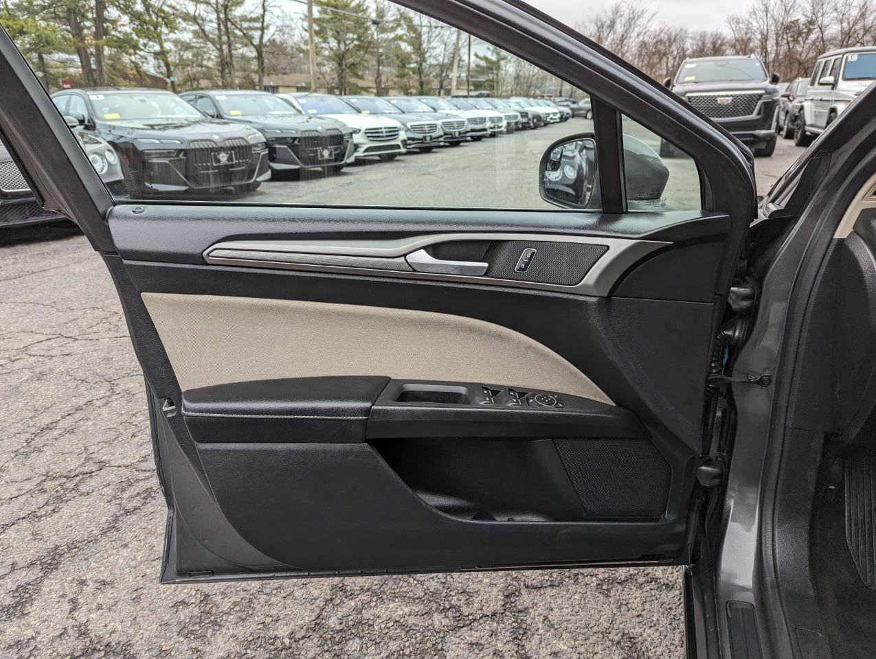Used 2017 Ford Fusion S image 11
