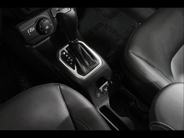 Used 2023 Jeep Renegade Limited w/ Sun/Sound Group AWD/4WD image 16