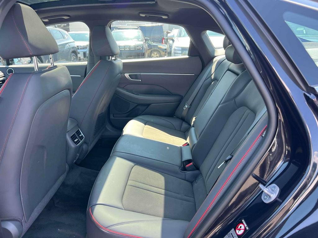 Used 2023 Hyundai Sonata SEL Plus FWD image 12