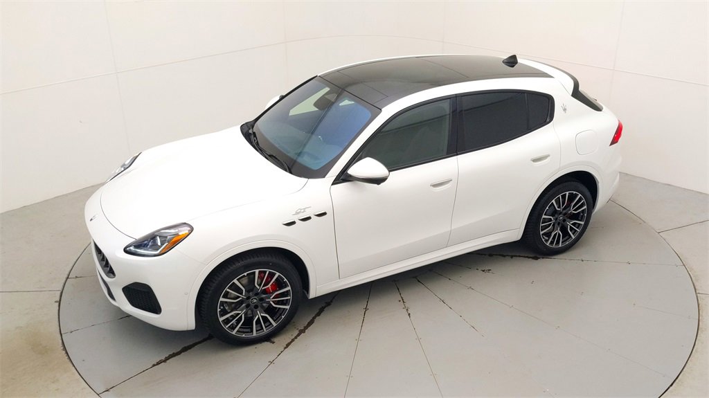New 2024 Maserati Grecale GT image 25