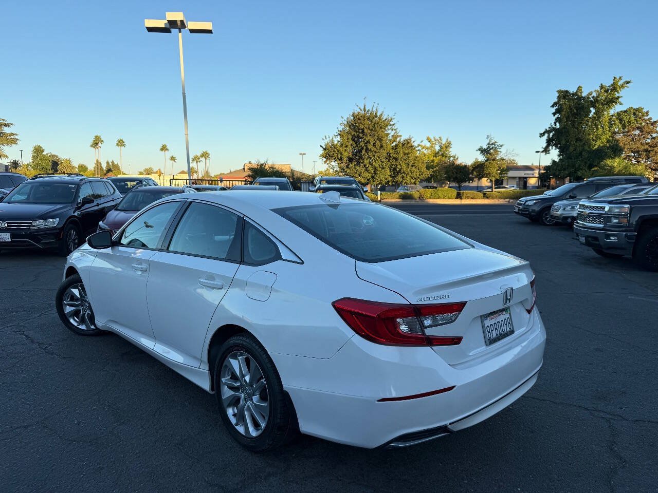 Used 2019 Honda Accord LX image 5