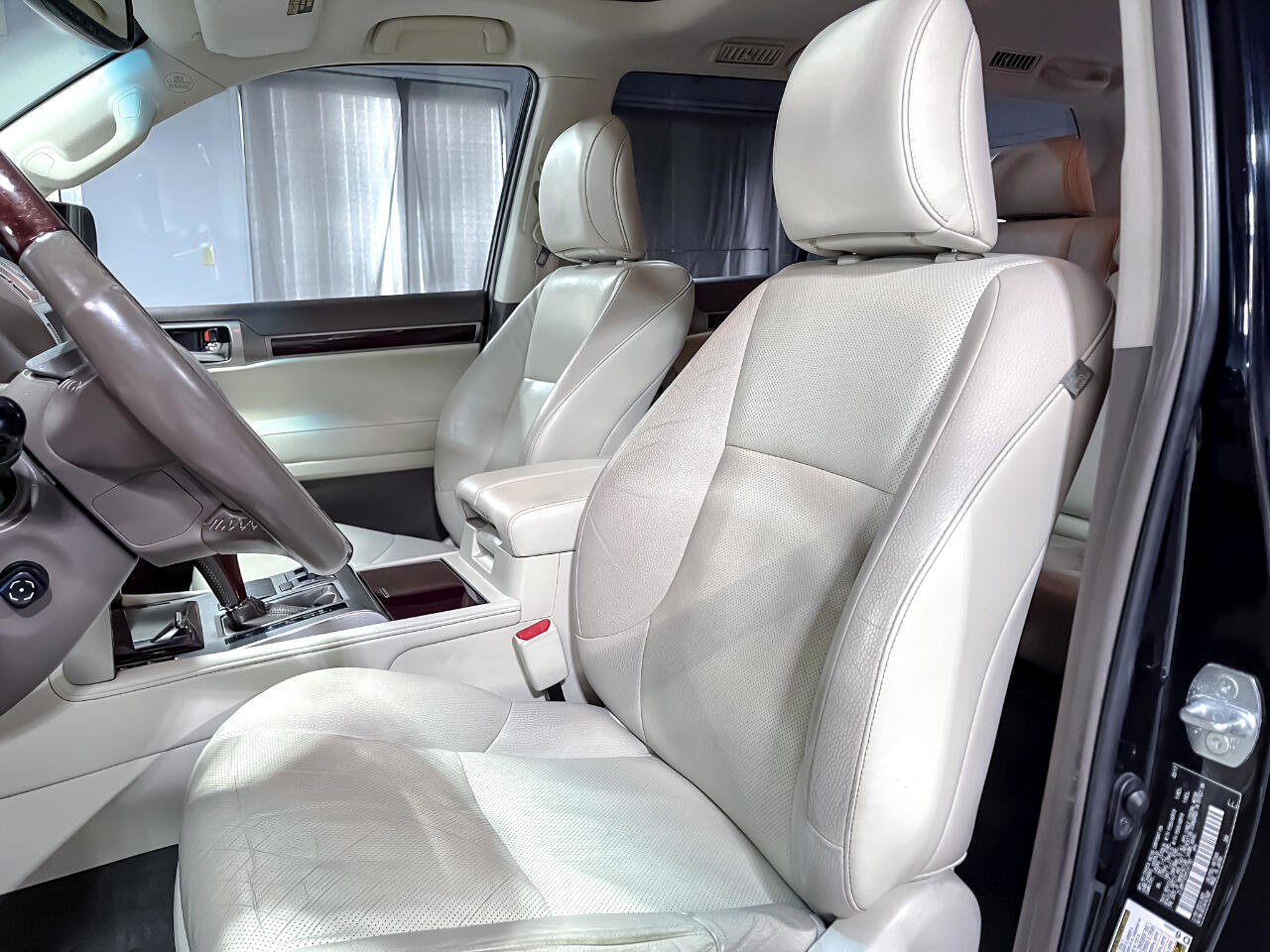 Used 2017 Lexus GX 460 image 16