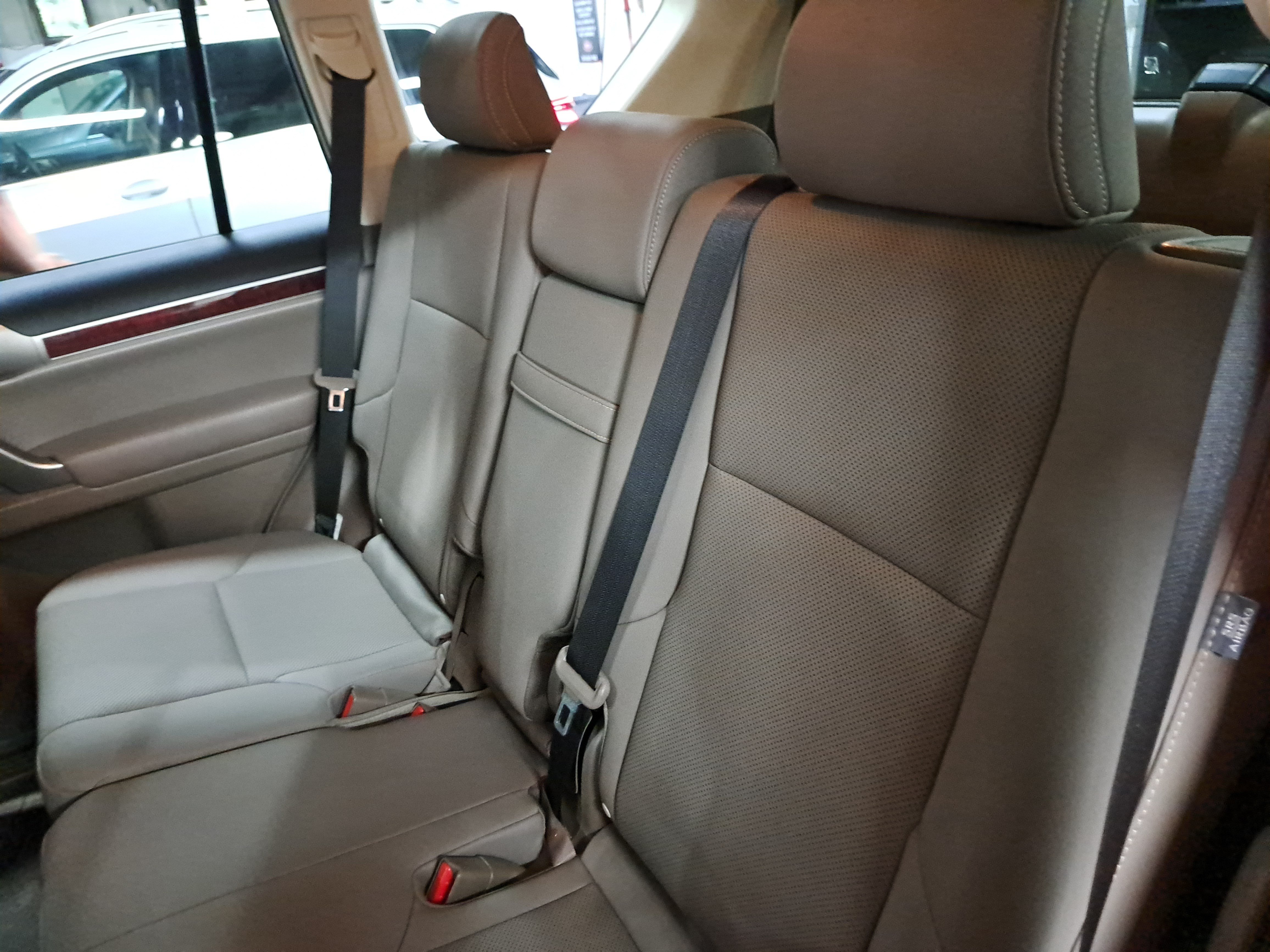 Used 2019 Lexus GX 460 Premium AWD/4WD image 16