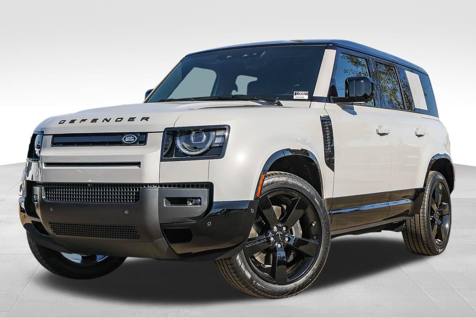 New 2026 Land Rover Defender 110 X-Dynamic SE