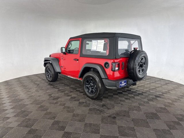 Used 2022 Jeep Wrangler Sport image 7