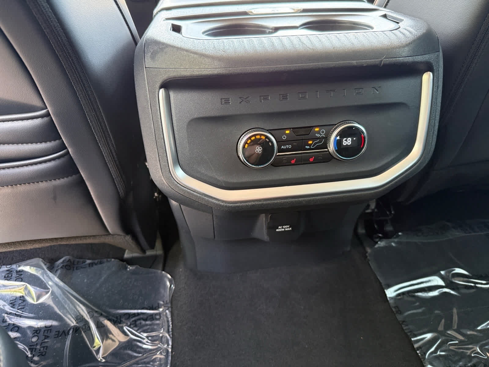 Used 2025 Ford Expedition Max Platinum AWD/4WD image 16
