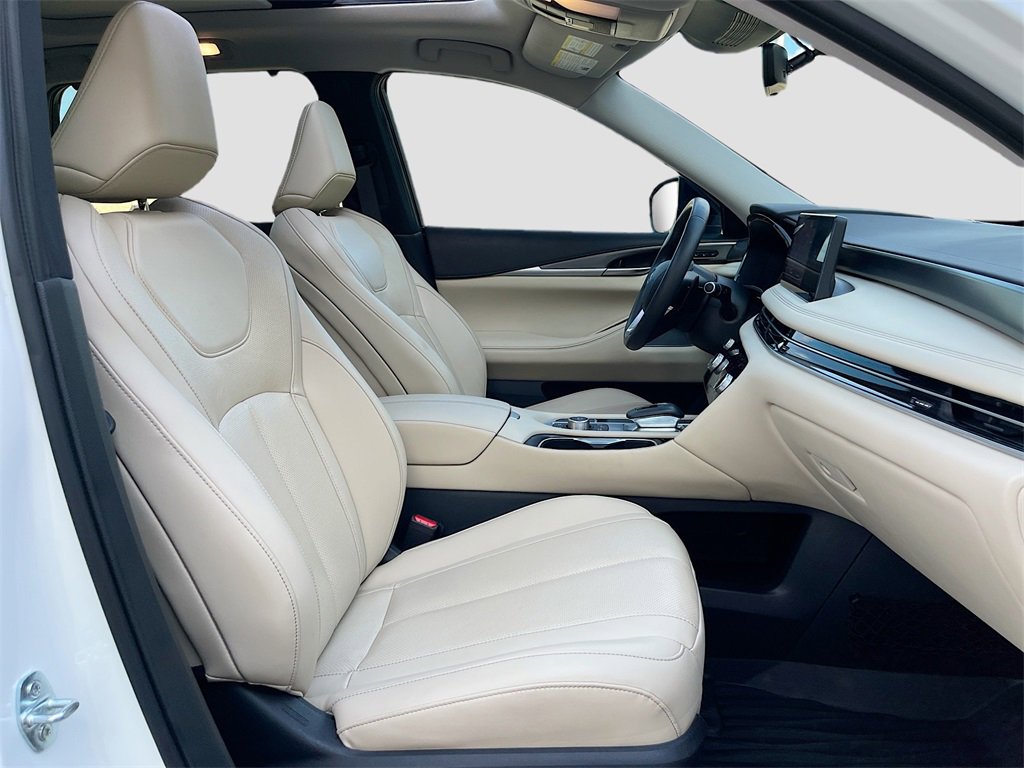 Used 2024 INFINITI QX60 Luxe w/ Cargo Package image 30