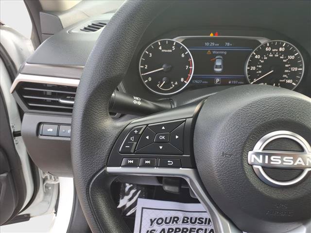 Used 2025 Nissan Altima 2.5 SV AWD/4WD image 23