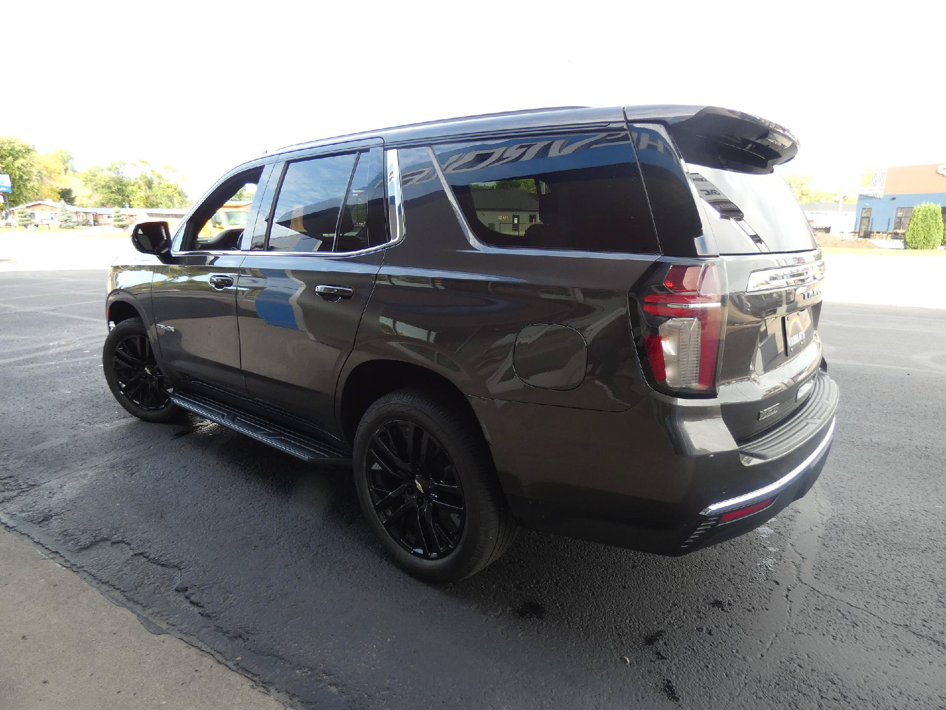 Used 2021 Chevrolet Tahoe LT AWD/4WD image 11