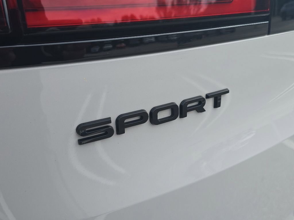 Used 2023 Land Rover Range Rover Sport SE Dynamic AWD/4WD image 9