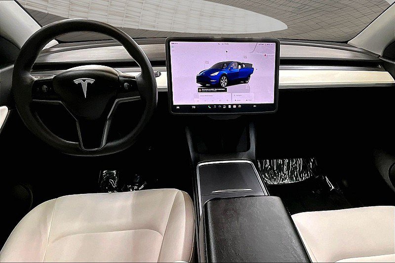 Used 2022 Tesla Model Y Long Range AWD/4WD image 12