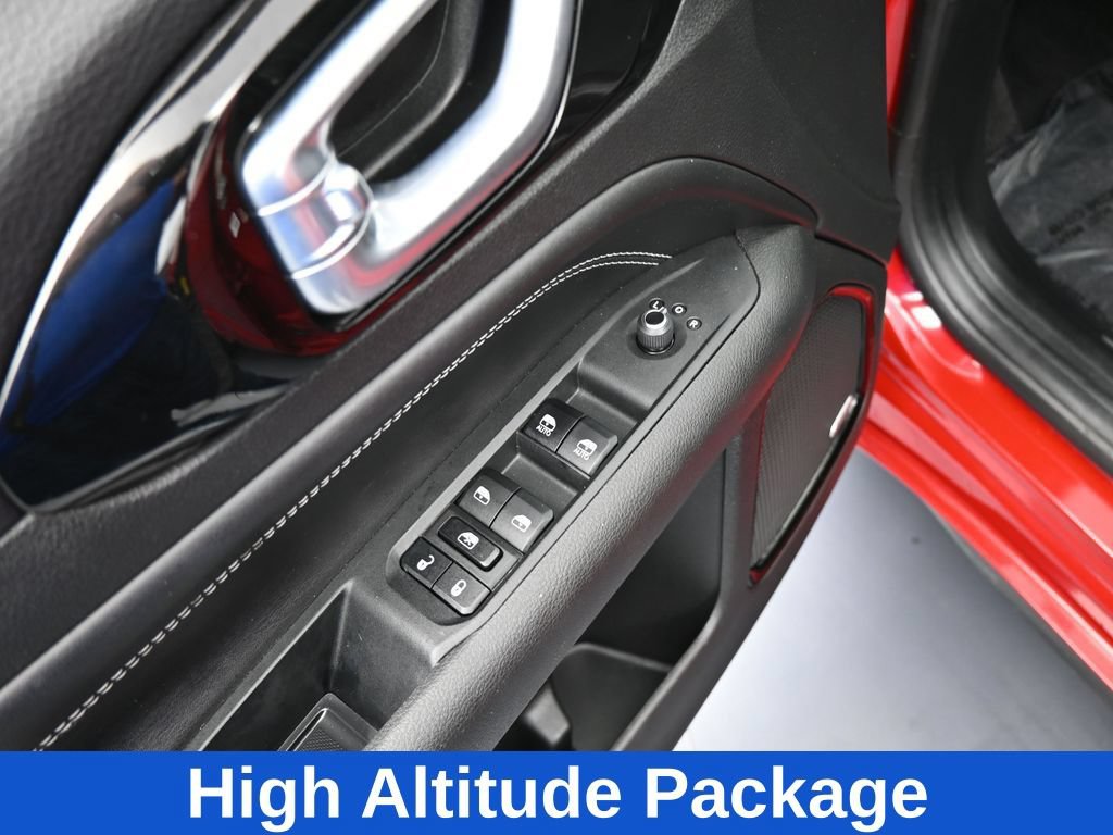 Used 2023 Jeep Compass High Altitude AWD/4WD image 15