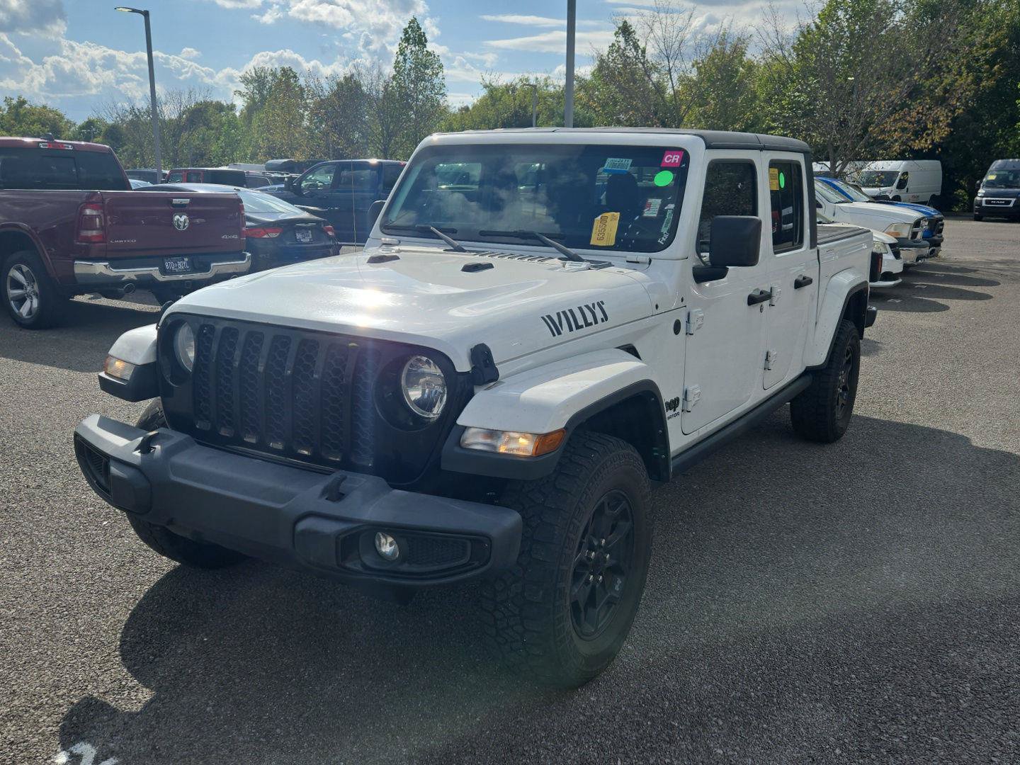 Used 2022 Jeep Gladiator Sport AWD/4WD image 3