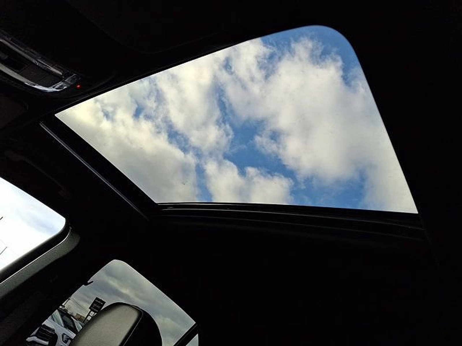 Certified 2024 Mercedes-Benz GLE 450e 4MATIC image 15