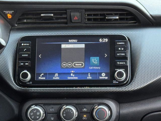 Used 2023 Nissan Kicks SV image 17