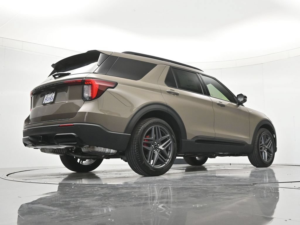 New 2027 Ford Explorer ST-Line w/ ST-Line Street Pack RWD image 42