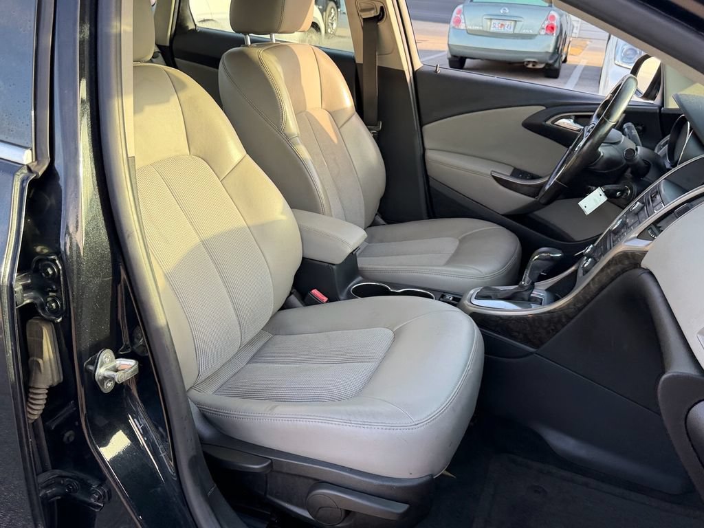 Used 2014 Buick Verano Convenience FWD image 19