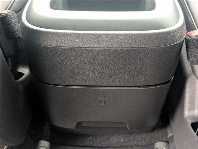 New 2026 Chrysler Pacifica Select w/ S Appearance Package image 16