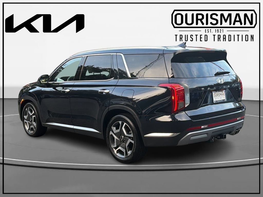 Used 2024 Hyundai Palisade Limited AWD/4WD image 3
