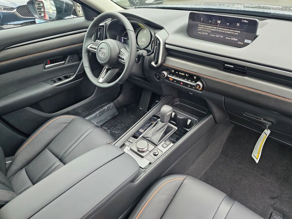 New 2026 MAZDA CX-50 AWD 2.5 Hybrid w/ Cargo Package image 30