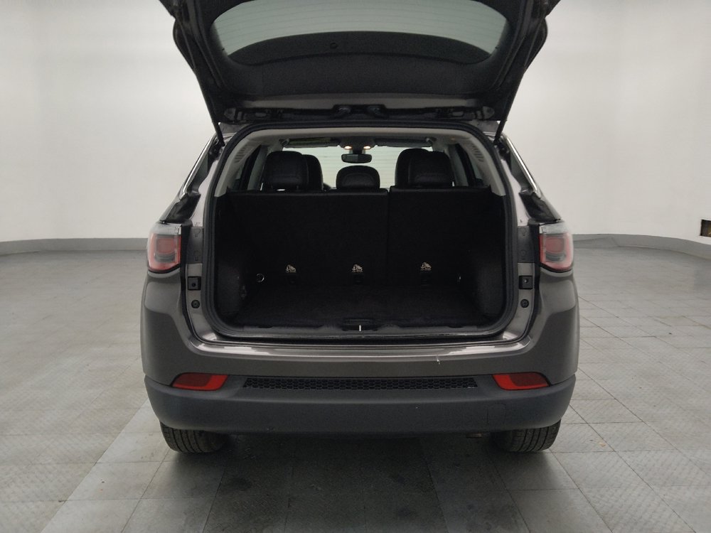 Used 2018 Jeep Compass Latitude w/ Popular Equipment Group image 29