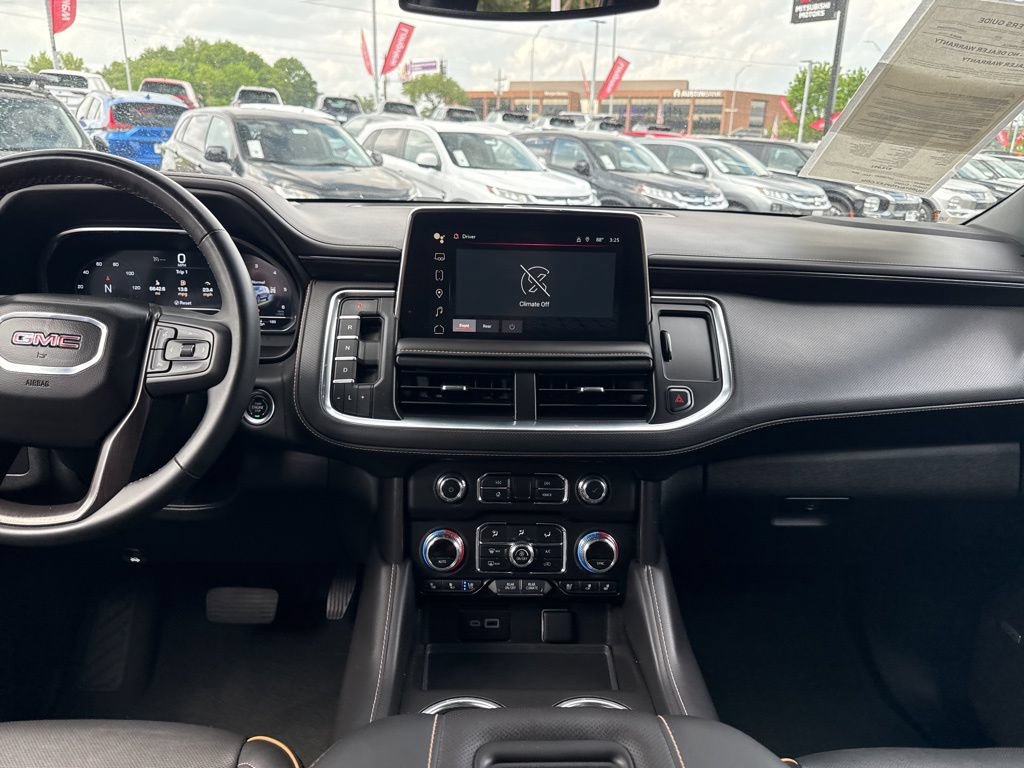 Used 2024 GMC Yukon AT4 AWD/4WD image 41