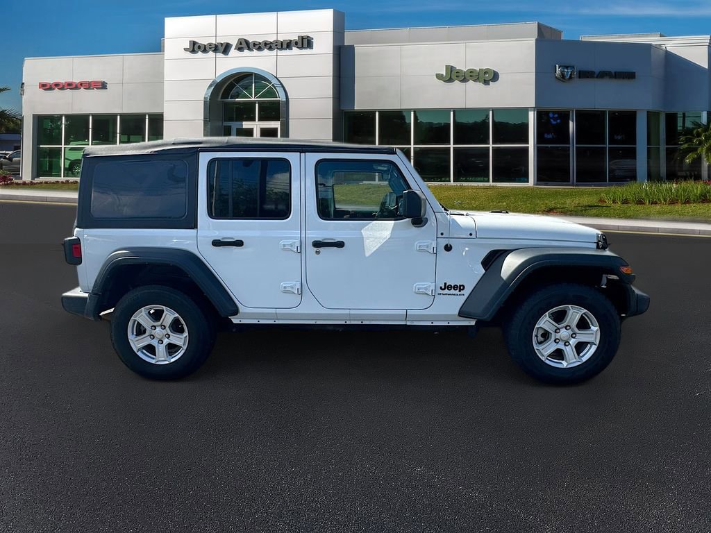 Used 2023 Jeep Wrangler Sport S image 9