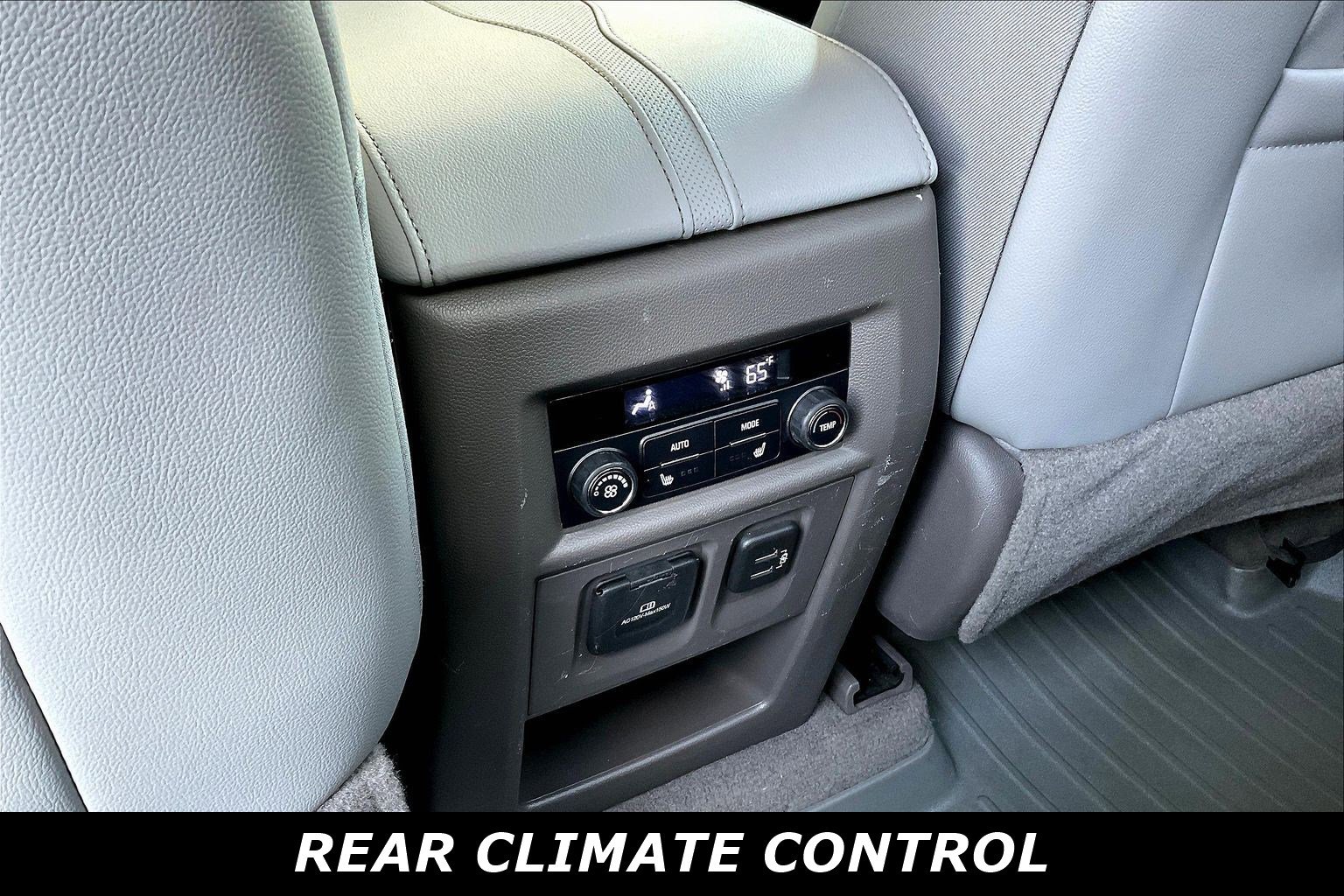 Used 2019 Chevrolet Traverse Premier AWD/4WD image 10