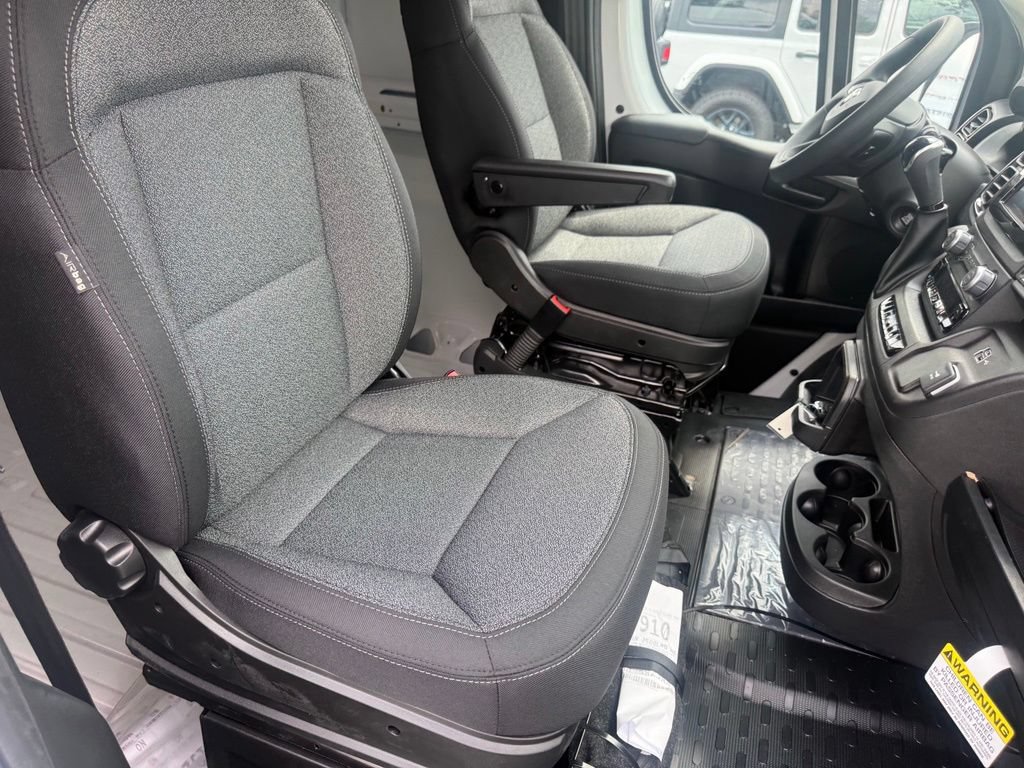 New 2026 RAM ProMaster 2500 w/ Convenience Group FWD image 47