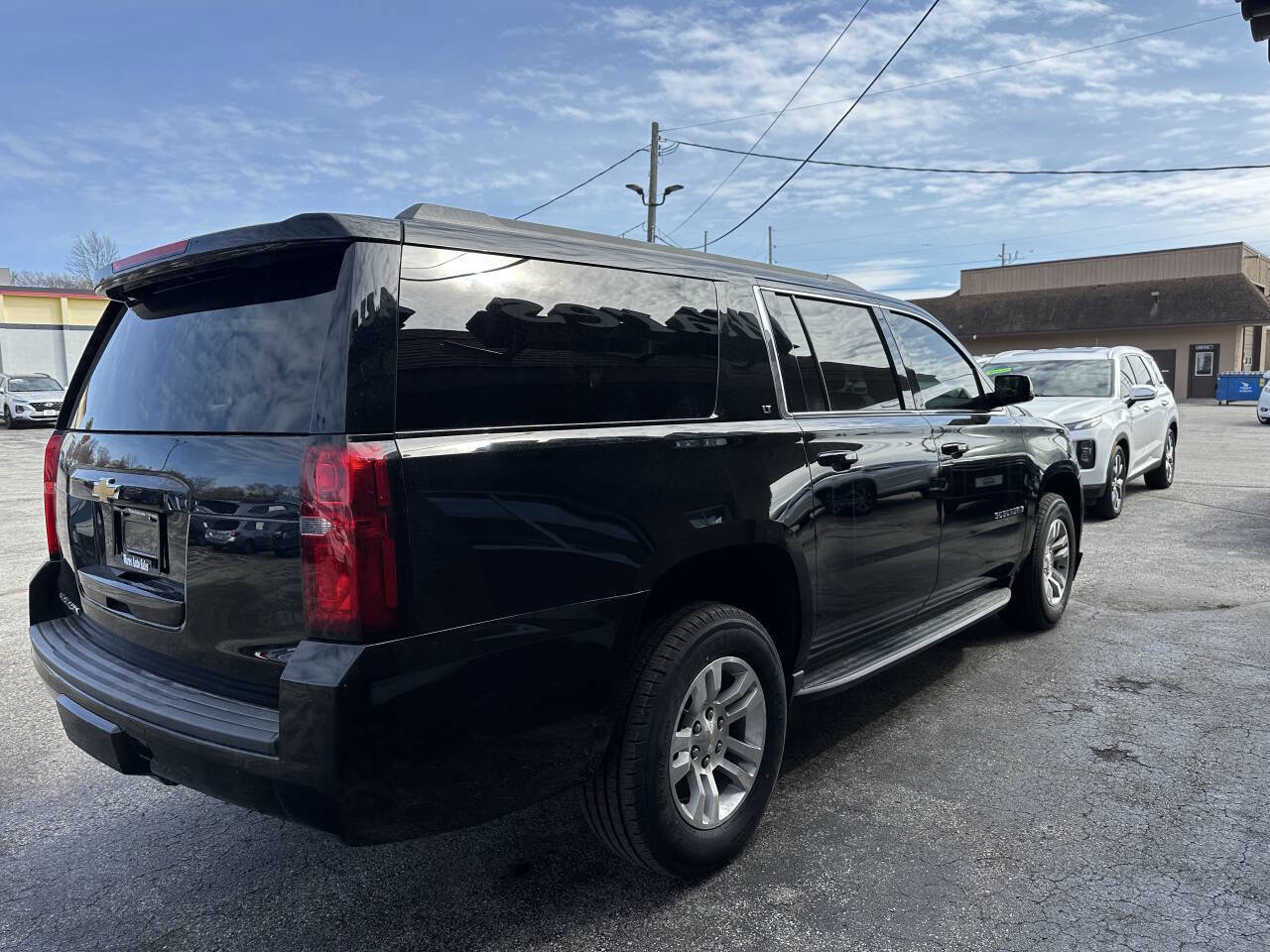 Used 2018 Chevrolet Suburban LT AWD/4WD image 15