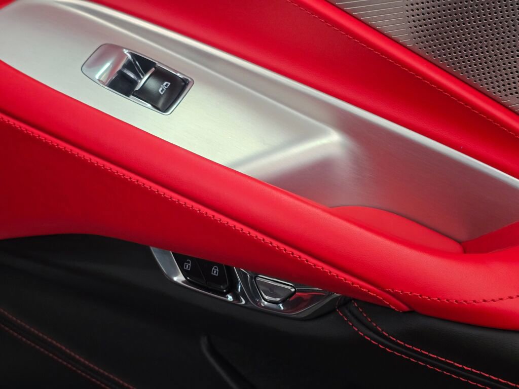 Used 2024 Chevrolet Corvette Stingray image 30