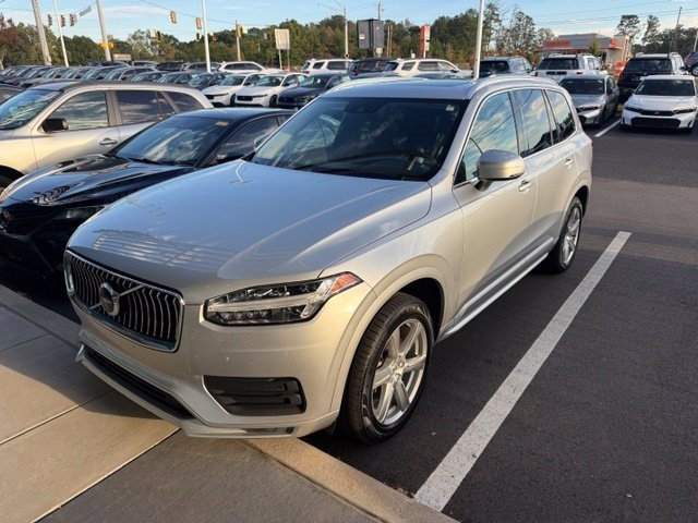Used 2020 Volvo XC90 T6 Momentum AWD/4WD image 3
